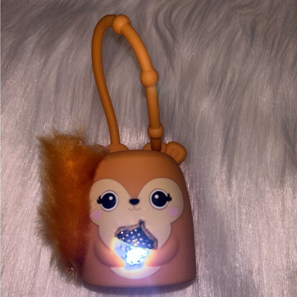 NWOT Bath & Body Works PocketBac Holder – Squirrel with Light-Up Feature